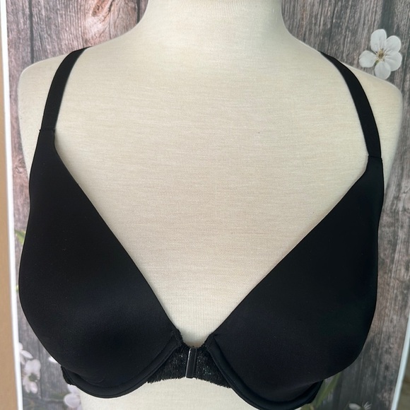 VICTORIA'S SECRET
Sexy Tee Lacie Racer Back Push-Up Bra - Picture 1 of 8